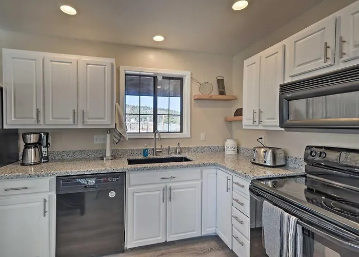 Ferienhaus Family In W/ Surrounding Mtn Views!