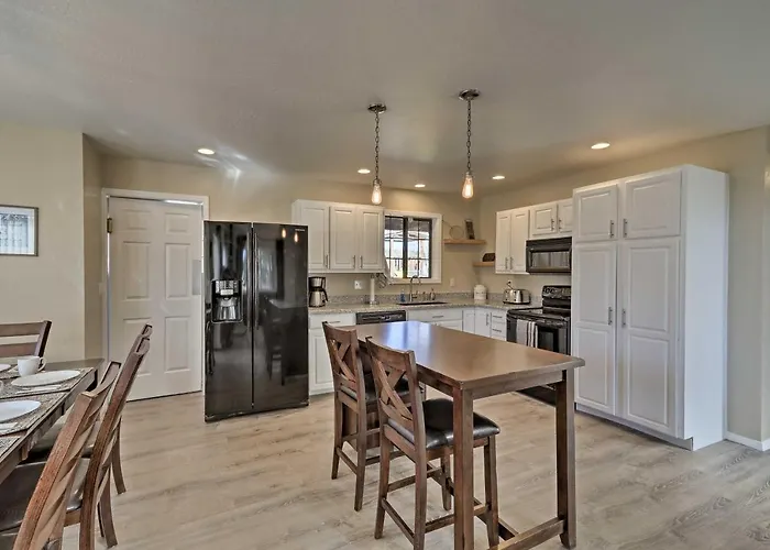 Family In W/ Surrounding Mtn Views! * Flagstaff